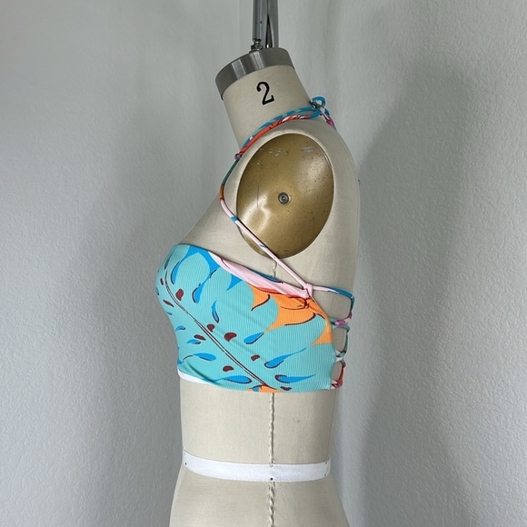 l*space Monstera Palm Leaf Lace Up Convertible Tie Byrdie Bandeau Top - Picture 2 of 7